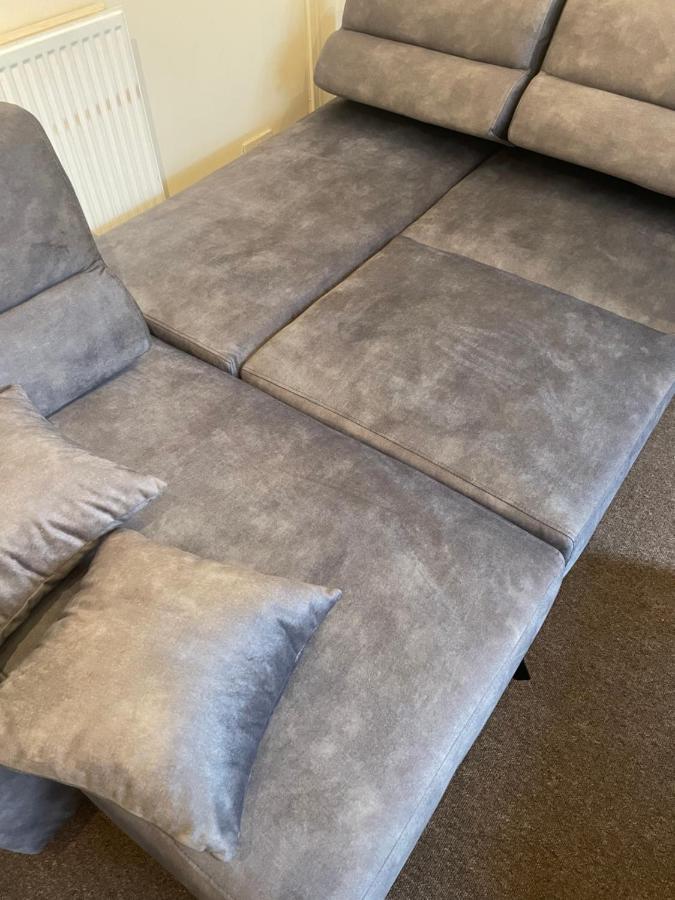 Spacious 4 Bedroom House Near Stokes Croft!! Central!!! Dom wakacyjny